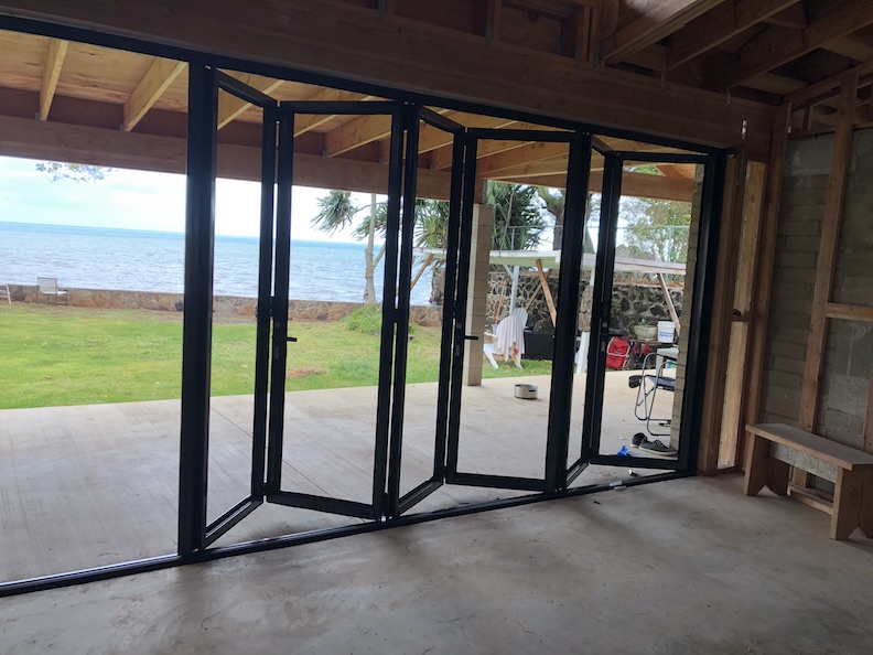 EZ FOLDADOOR AMAZING TRANSFORMATION PART 36 IN HAWAII by EZ FOLDADOOR BIFOLD PATIO DOORS